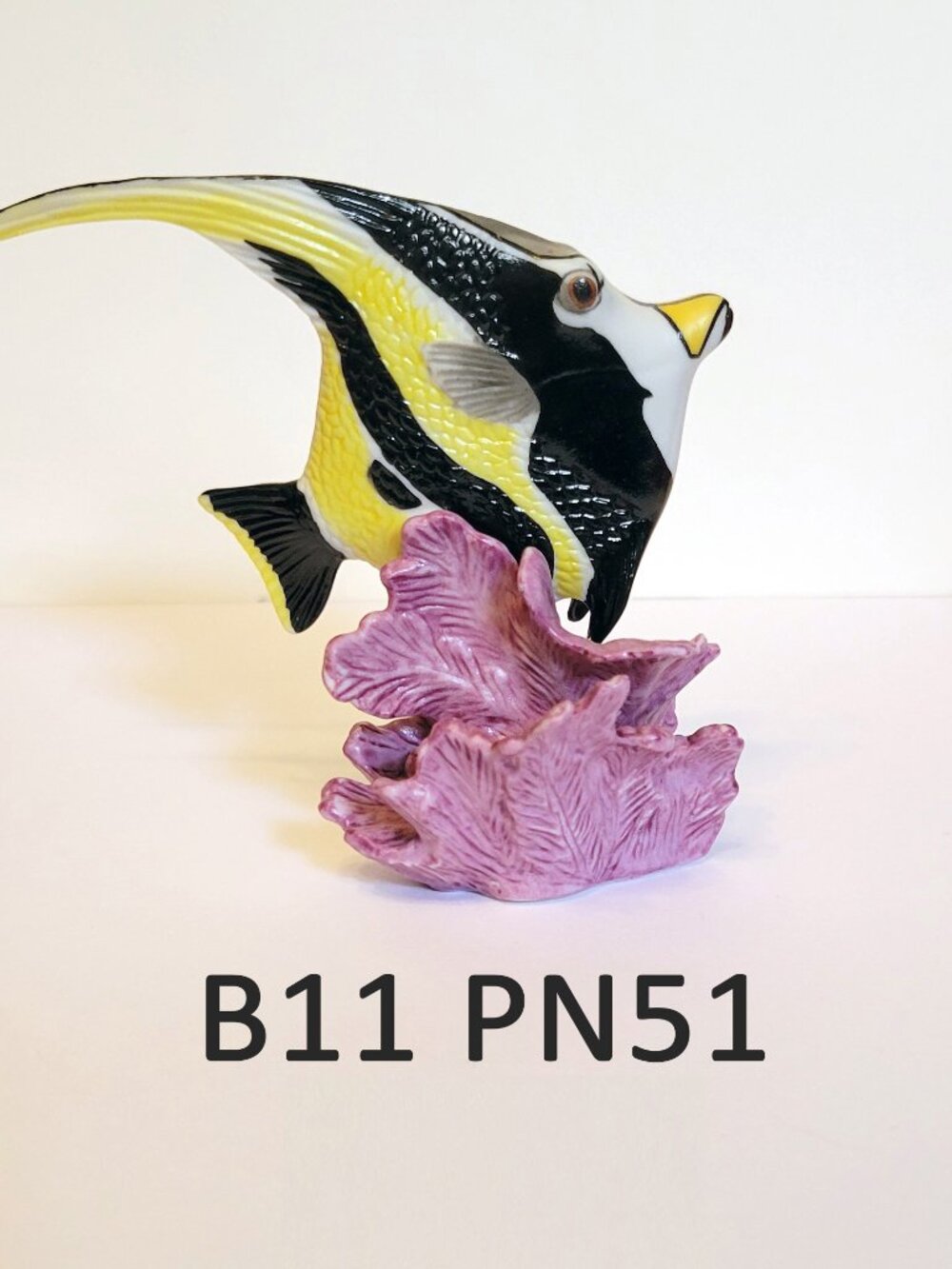 Yellow & Black Fish Figurine - Franklin Mint (PN51)
